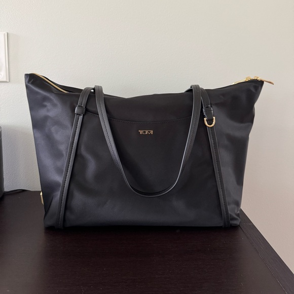 Tumi Handbags - Tumi Voyageur Q Tote NWT